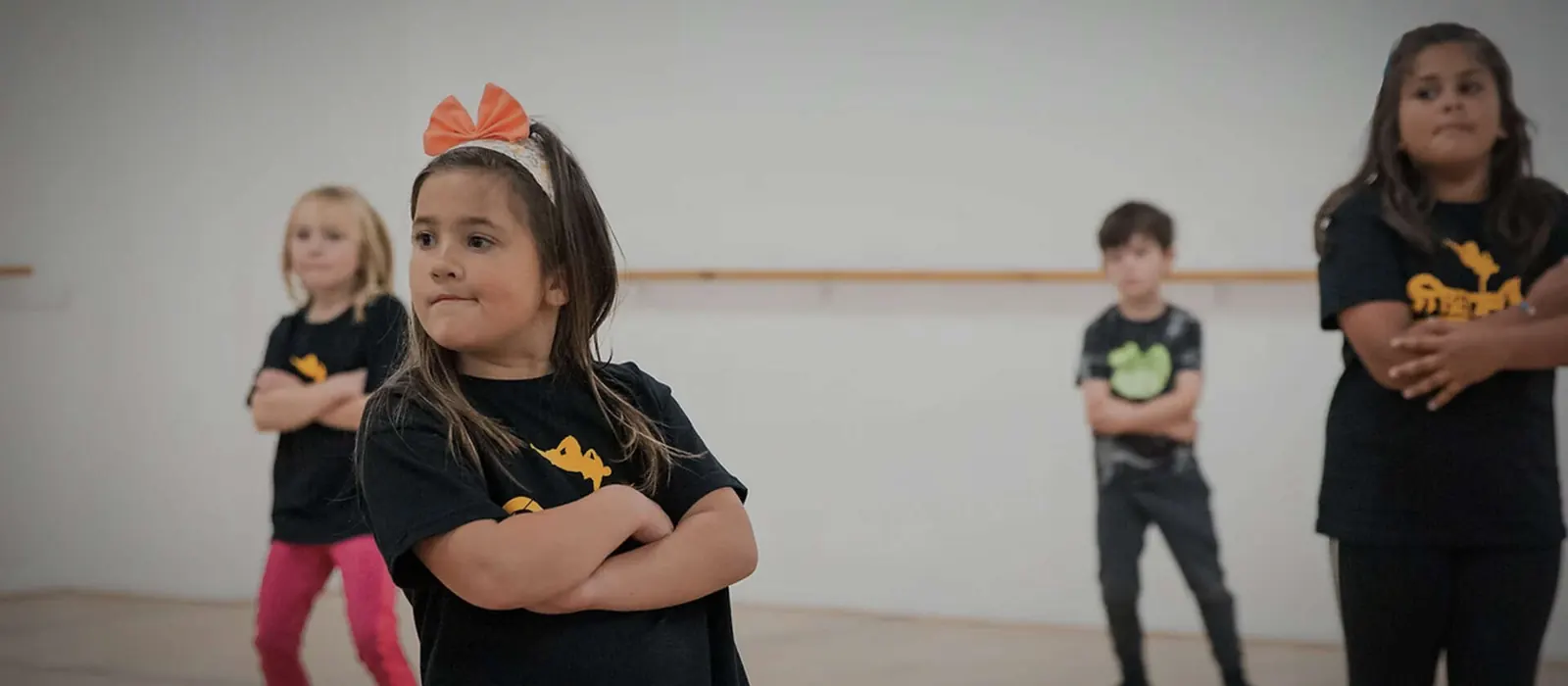 Young Streetfunk dancers in a class